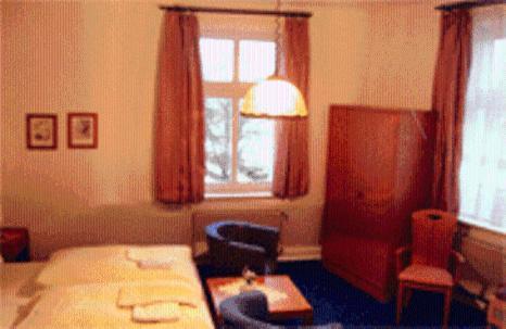 Hotel Haus Am Pfaffenteich à Schwerin  Extérieur photo